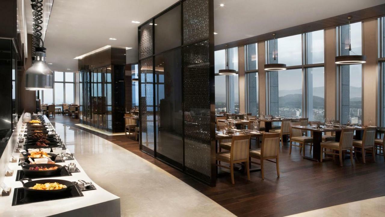Lotte City Hotel Jeju Dış mekan fotoğraf